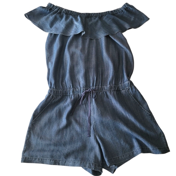 New York & Company Chambray Off-the- Shoulder Ruffle Romper, XL, Pre-owned - Picture 4 of 9